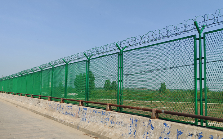 專注嚴謹 專注嚴謹